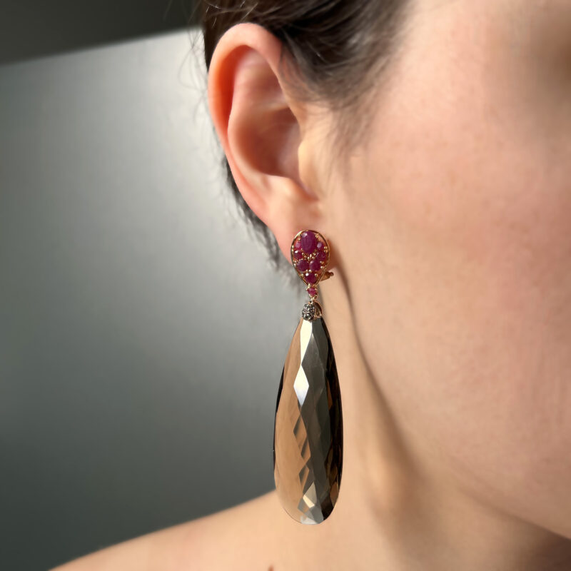 Orecchini Quarzo Fumè e Rubini