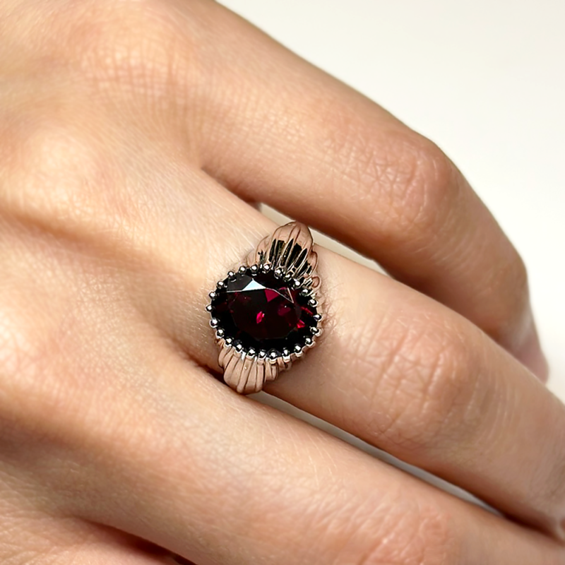 Flavioro Anello Granato Rosso