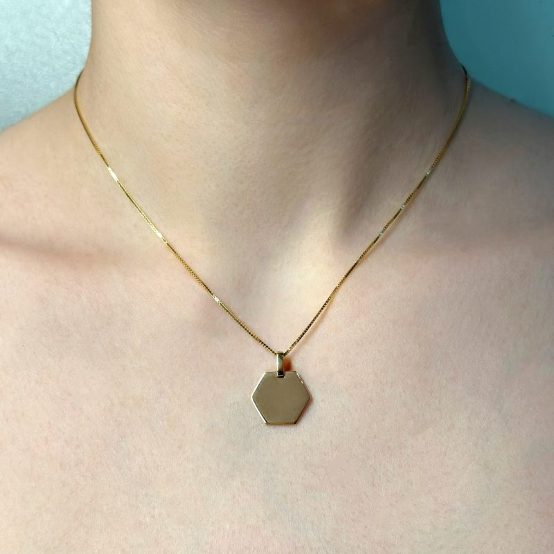Ciondolo esagono Flavioro oro 18kt