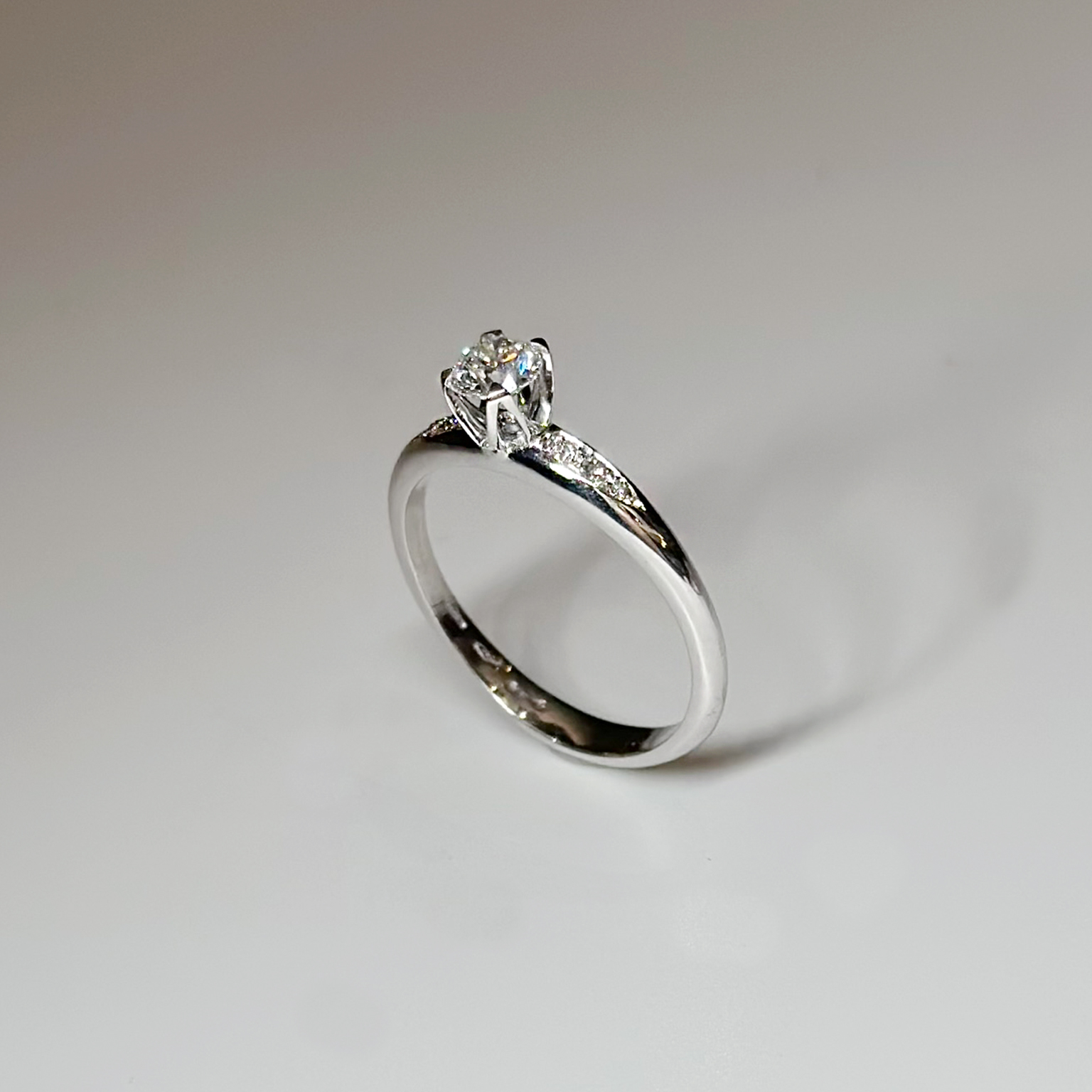 Anello solitario diamante ct 0.35