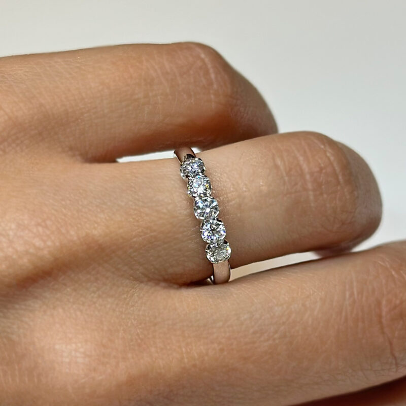 fedina flavioro 5 diamanti oro bianco