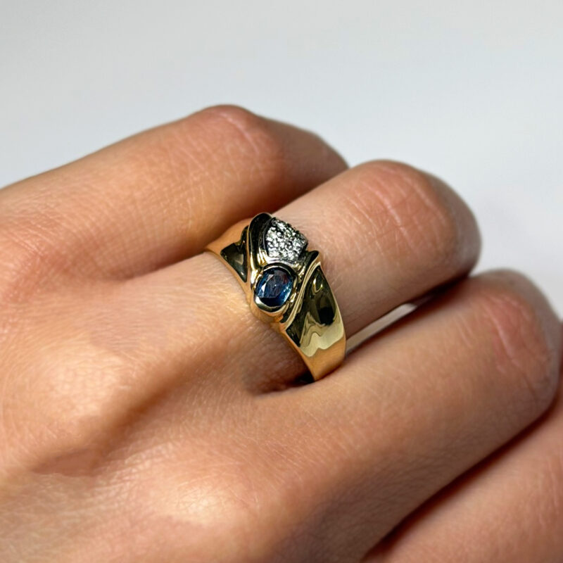 anello zaffiro e diamanti