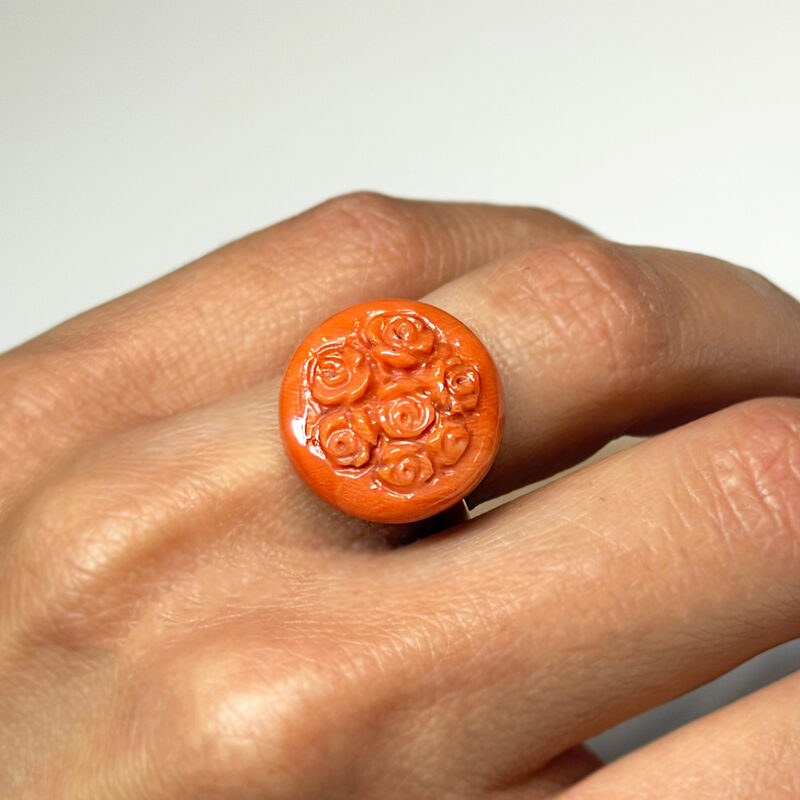 ANELLO FLAVIORO ORO 18KT CON CORALLO